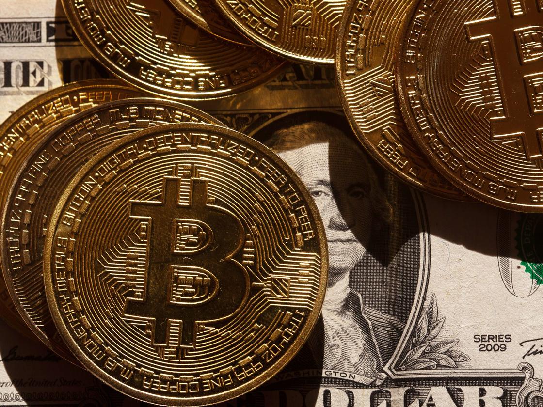 Kryptowerte: Bitcoin steigt vorübergehend über 85.000 US-Dollar | DIE ZEIT