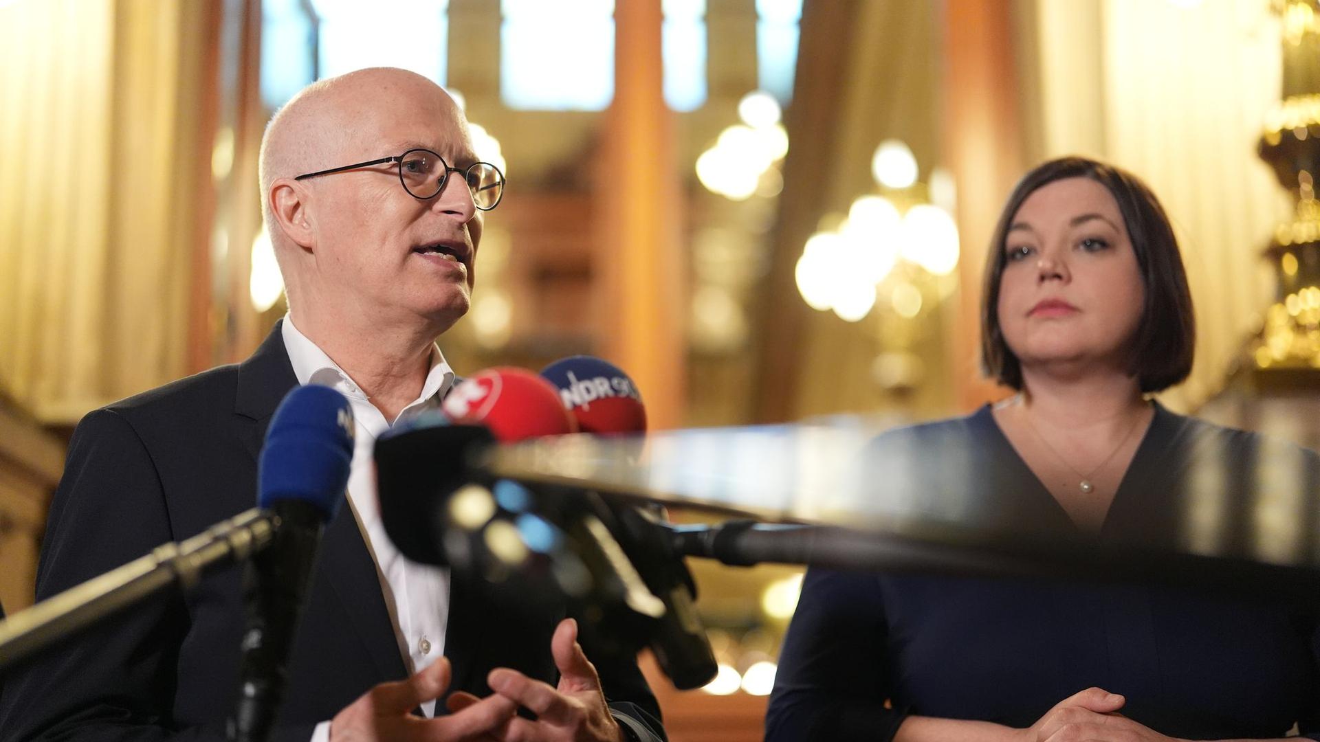 Neuauflage von Rot-Grün: Rot-grüne Koalitionsverhandlungen in Hamburg abgeschlossen