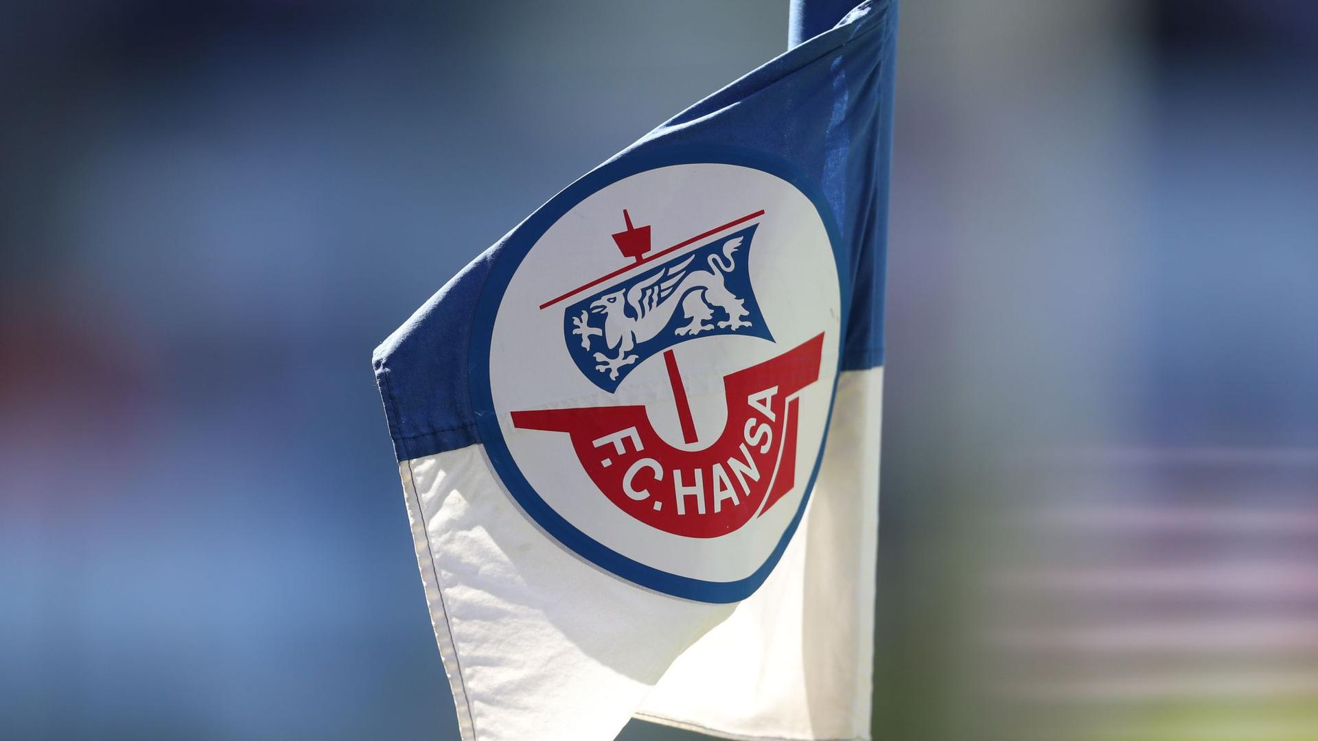 Fußball: Drittligist Hansa Rostock erhält Lizenz ohne Bedingungen