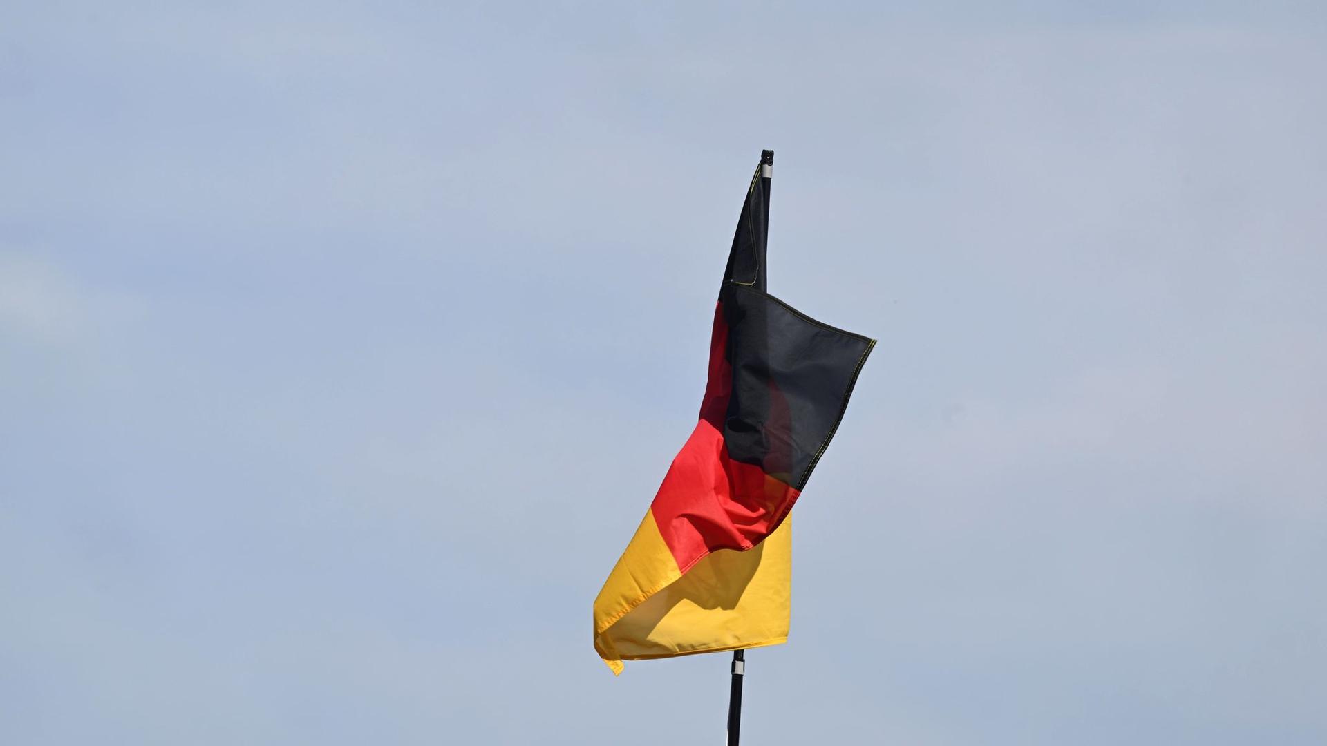 Demonstrationen: Mehr als 700 Teilnehmer an Demonstrationen in Rostock