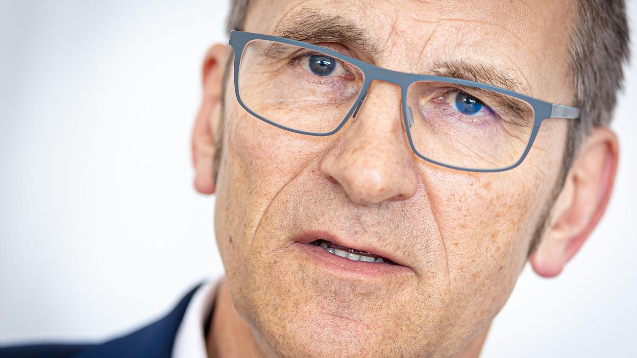 Polizei: Kampf gegen Missbrauch: LKA-Chef will "vor die Lage kommen"