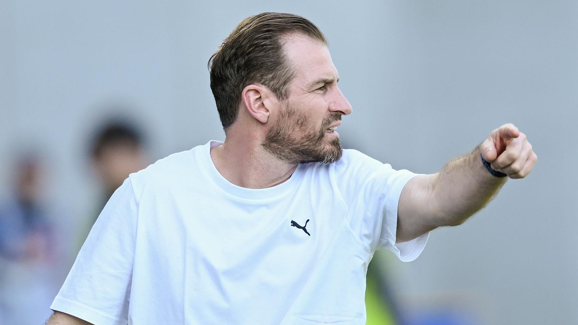 2. Fußball-Bundesliga: Appell von Fürth-Coach: In Berlin "alles rausknallen"