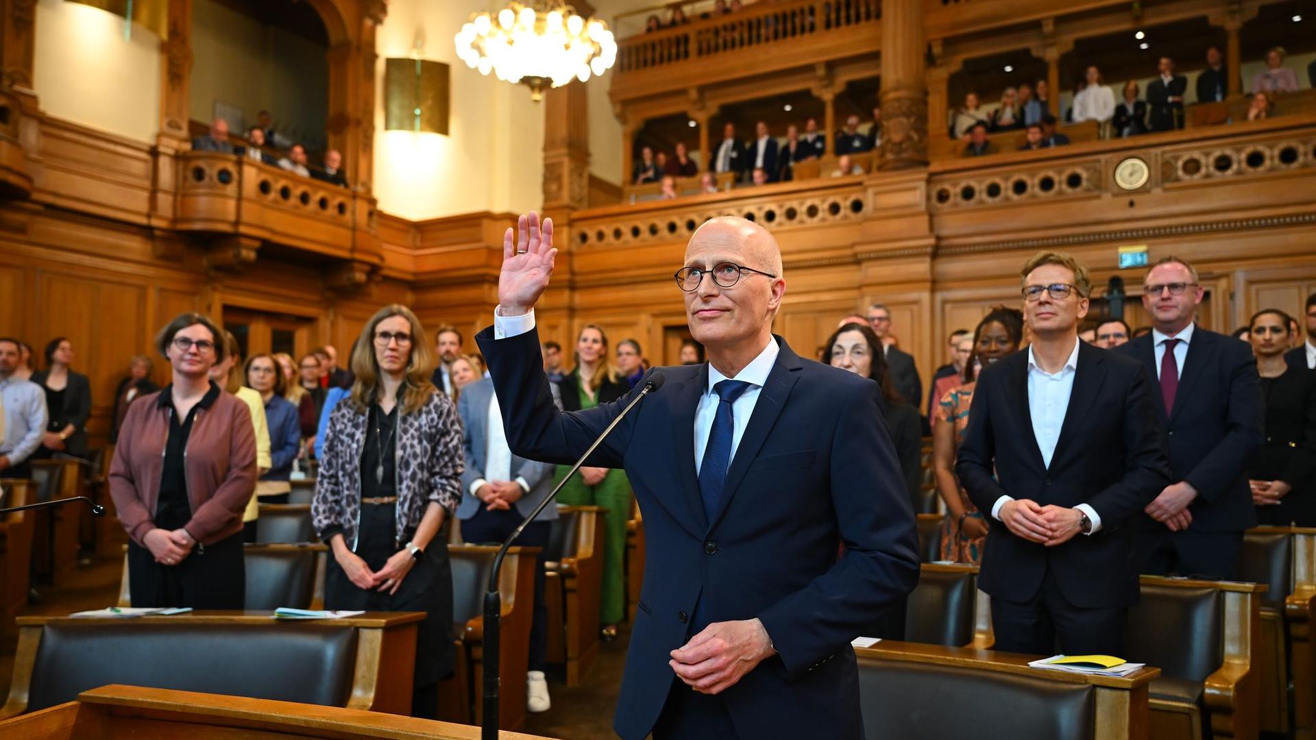 Bürgermeisterwahl: Hamburgs neuer Senat im Amt