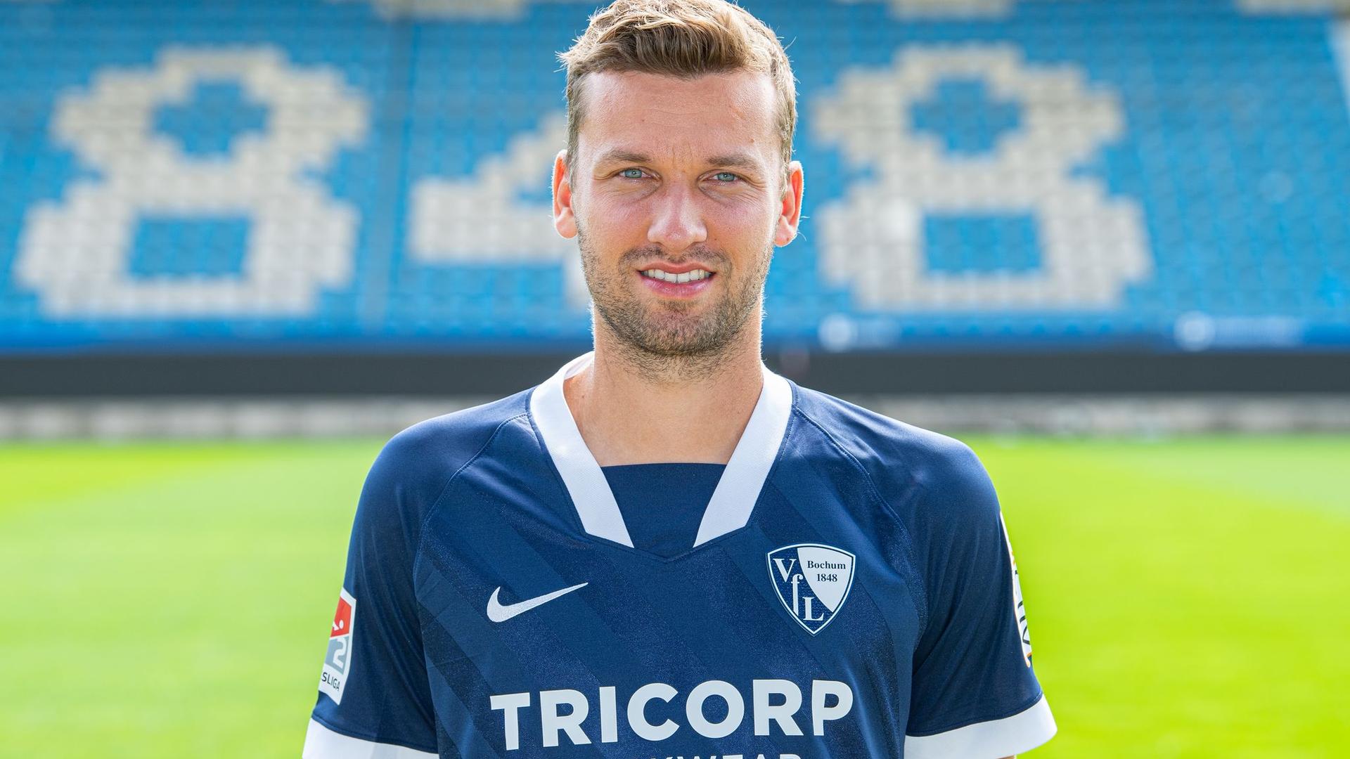 Fußball: Leukämie: Bochum und Rostock bitten um Hilfe für Ex-Profi