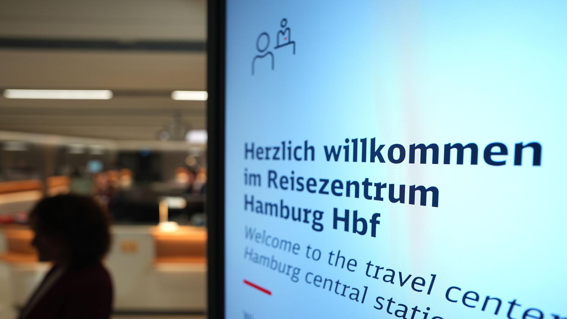 Nach Umbau: DB-Reisezentrum im Hamburger Hauptbahnhof wiedereröffnet
