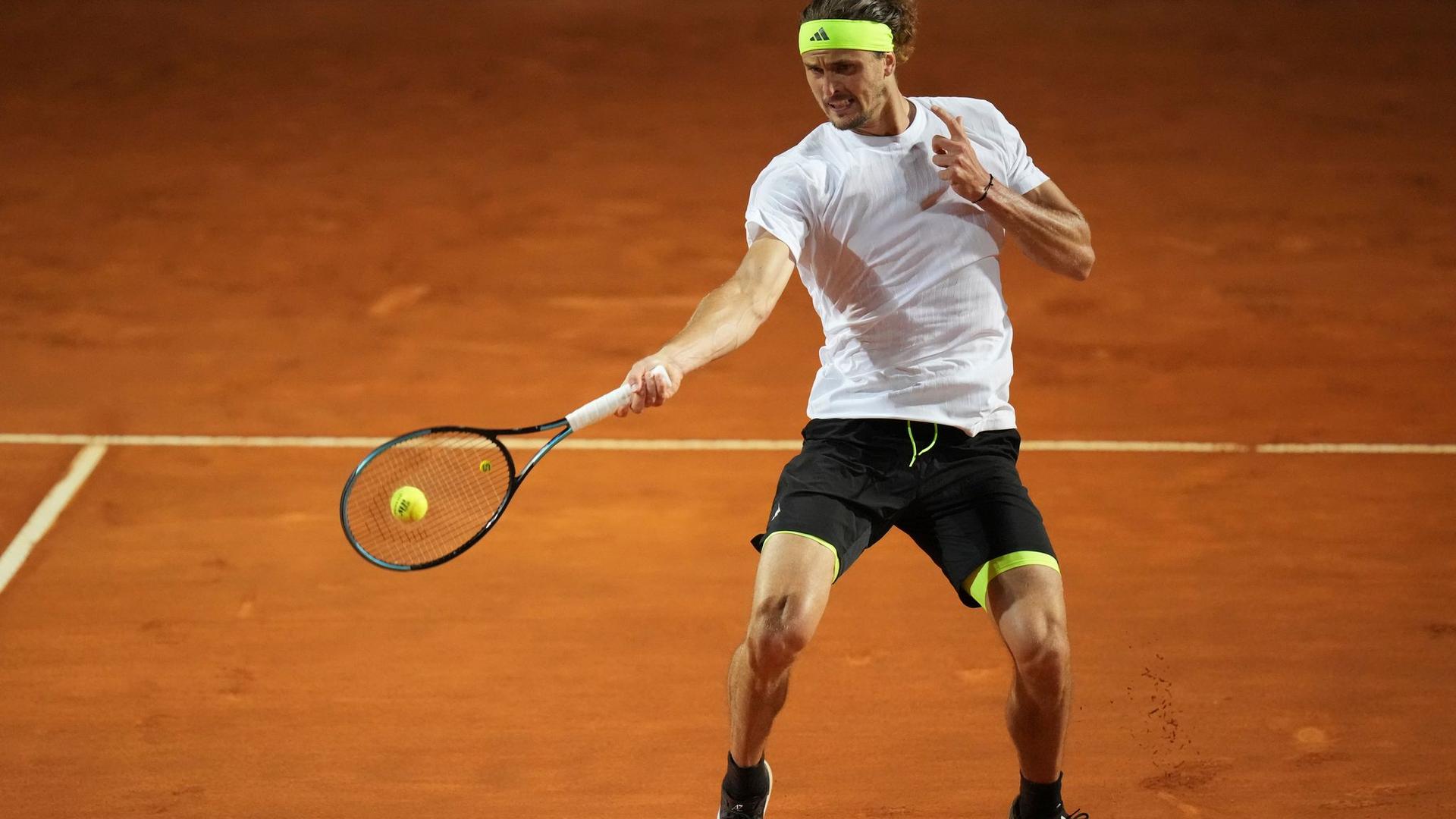 Tennis: Zverev spielt doch in Hamburg - Sinner sagt ab