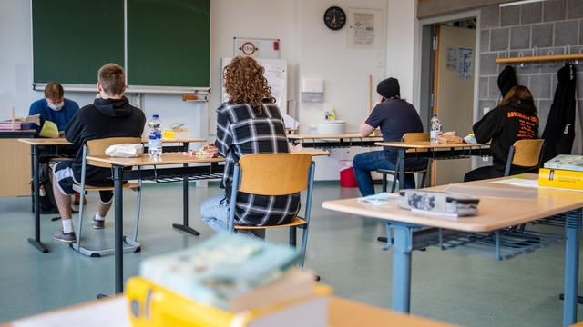 Bildung: Abschlussprüfungen an vielen Schulen beginnen