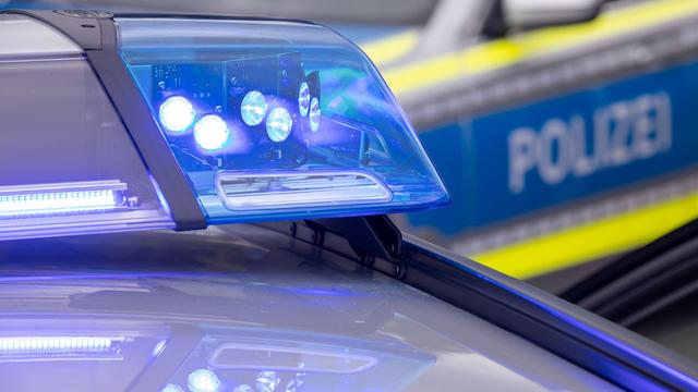 Polizeieinsatz: Angriff mit Hammer, Axt und Schaufel - Streit eskaliert