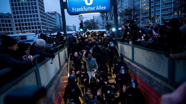 Verfassungsschutz: Bericht: Extremisten zunehmend aggressiv und gewalttätig