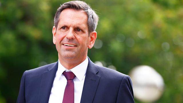 Landesregierung: Mit Umarmungen und Geduld: Lies regiert nun Niedersachsen