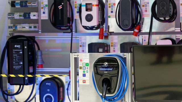 Elektromobilität: Wallbox-Überprüfung: Netzagentur sieht keine Gefahren