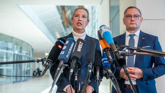 Bundestag: AfD scheitert bei Wahl um Ausschussvorsitze | DIE ZEIT