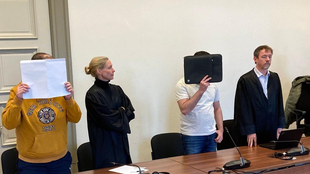 Drogenschmuggel: Prozess um Einfuhr von zwei Tonnen Kokain - Haft für Helfer