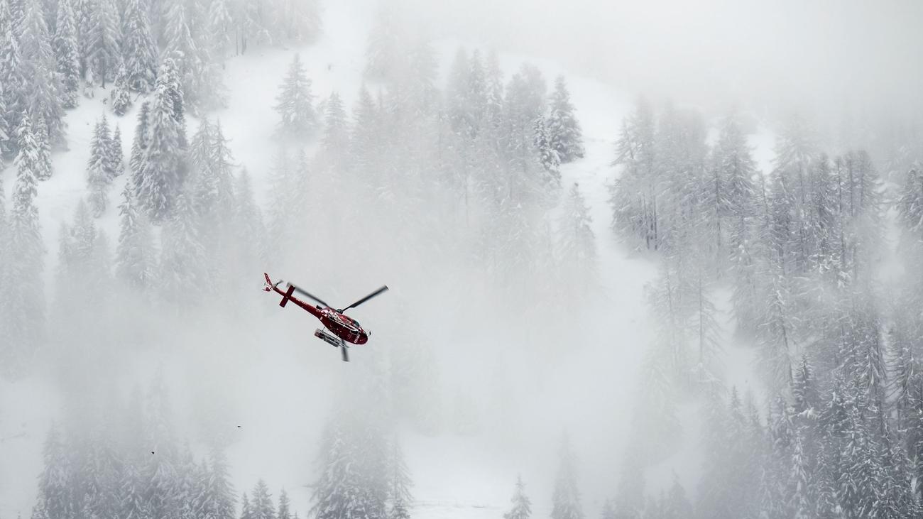 Unglück in der Schweiz: Fünf Skitourengänger im Wallis tot aufgefunden