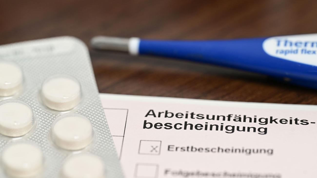 Überraschende Entwicklung: Krankenkassen melden trotz Grippewelle weniger Krankschreibungen – Was steckt dahinter?