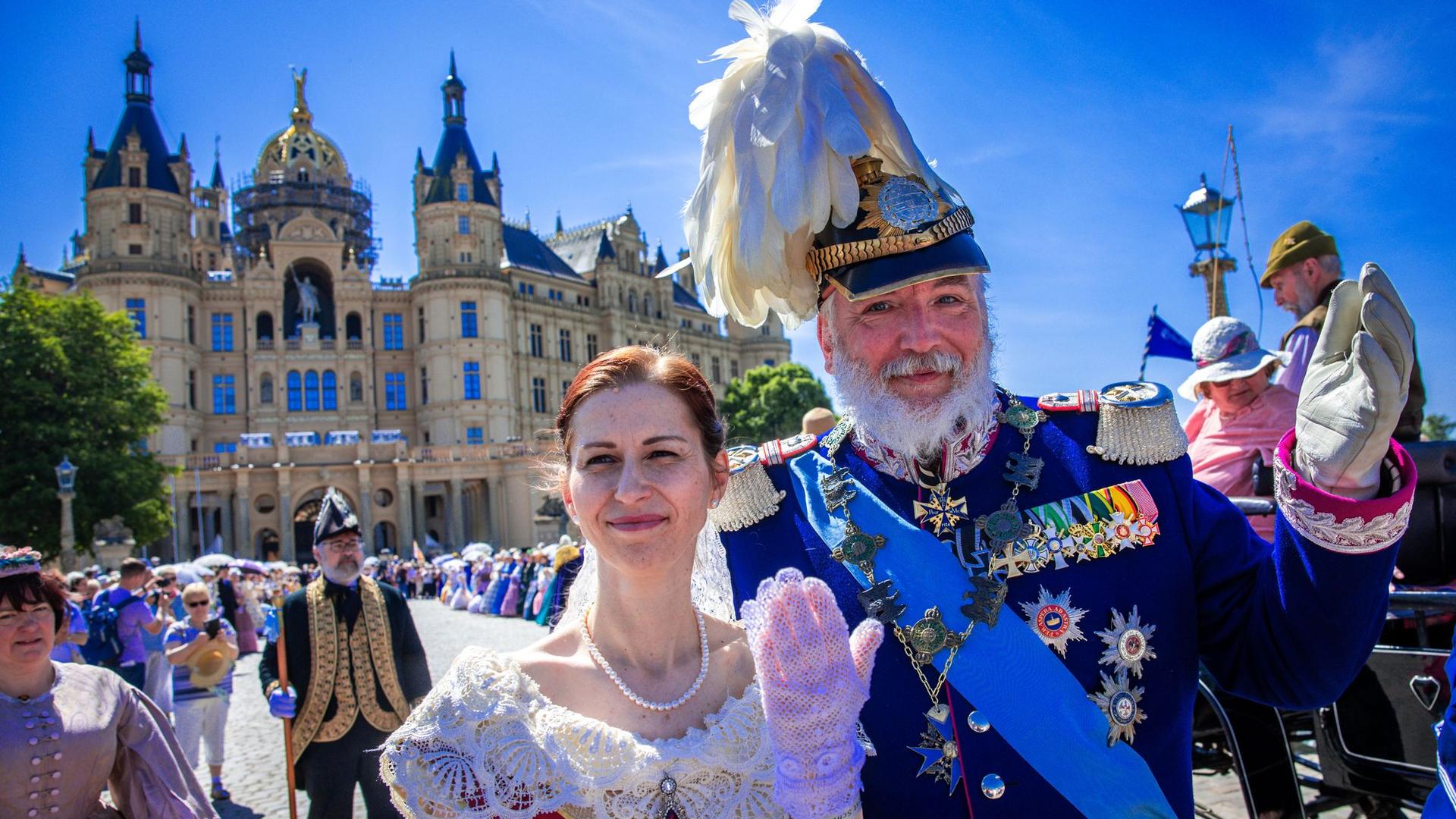 Fenster in die Vergangenheit: Schwerin feiert Schlossfest - und macht Geschichte lebendig