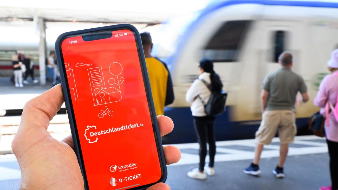 Nahverkehr: Minister: Deutschlandticket muss günstiger sein als das Auto