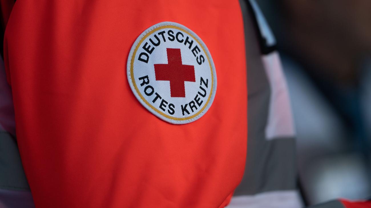 Katastrophenübung: Stadiondach eingestürzt? Einsatzkräfte proben Ernstfall