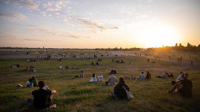 Städtebau in Berlin: Bisher ist das Tempelhofer Feld unbebaut. Ob das so bleibt, ist allerdings offen. (Archivfoto)