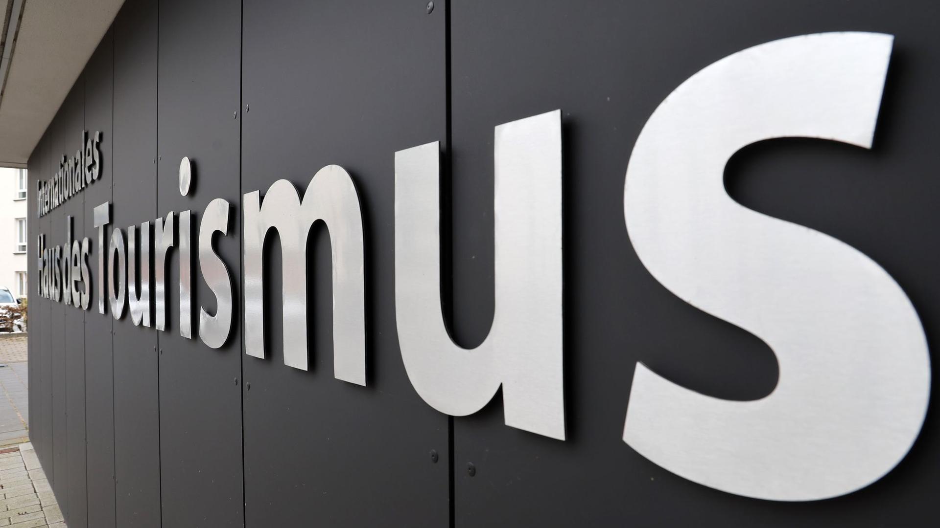 Krisengipfel in Schwerin: Tourismusgesellschaft MV kommt im Herbst - Förderung bleibt