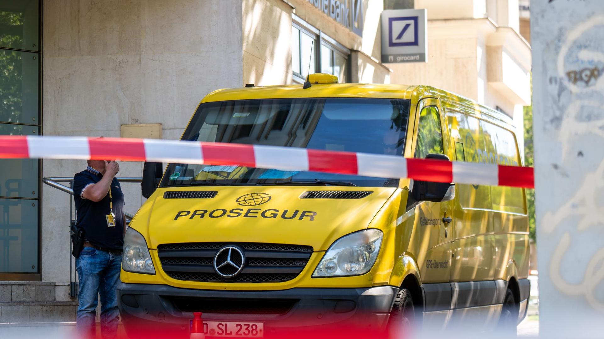 Kriminalität: Schüsse nach Überfall auf Geldtransporter in Berlin