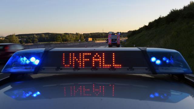 Mittelfranken: Auf Stauende aufgefahren - Lkw-Fahrer stirbt bei Unfall