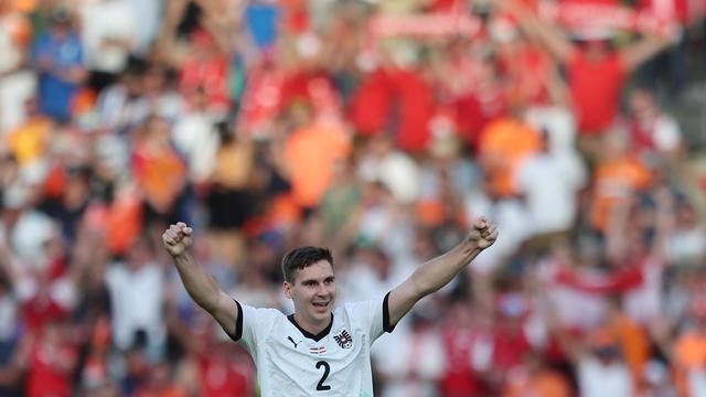 Fußball-Bundesliga: Werders erster Neuzugang: Österreicher Wöber ist da