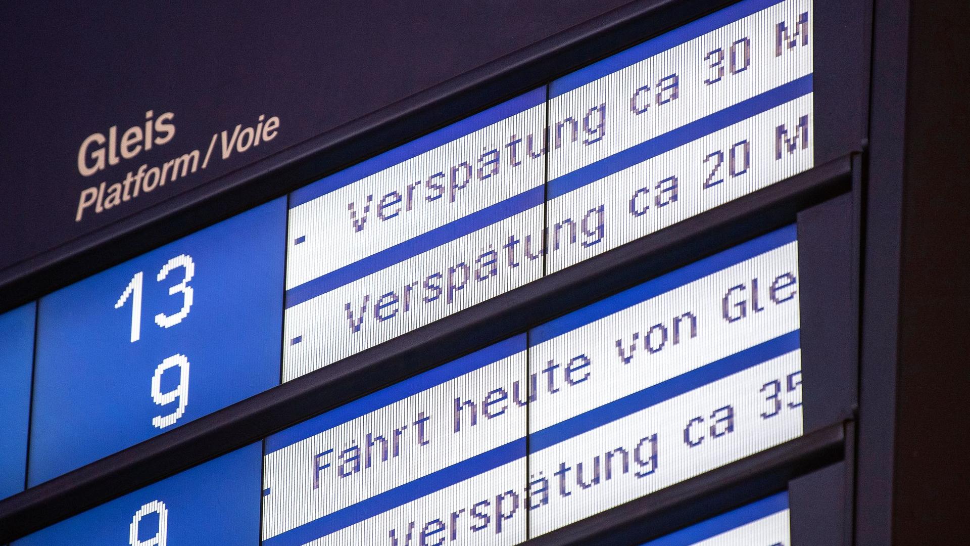 Deutsche Bahn: Vier von zehn Fernzügen der Bahn im Juni zu spät