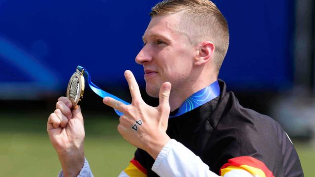 WM in Singapur: "Mega happy": Wellbrock schwimmt zum dritten WM-Titel