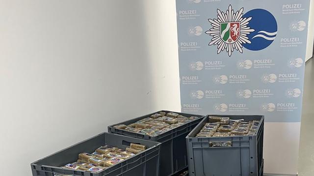 Drogenhandel: 500 Kilo Drogen in zwei Paketen - Mann kommt in U-Haft