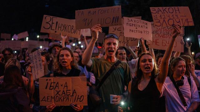 Behördenkampf in der Ukraine: Selenskyj kündigt neues Gesetz zu Antikorruptionsorganen an