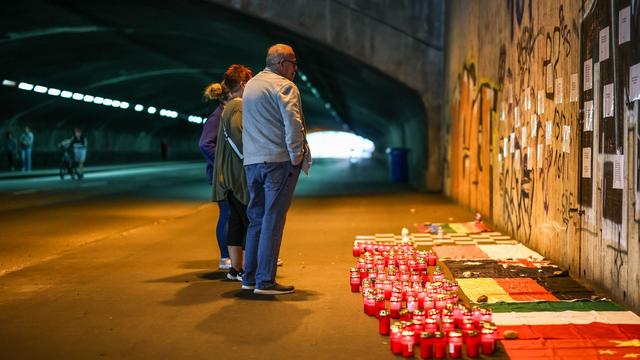 Loveparade-Katastrophe: Nacht der 1.000 Lichter für Opfer des Loveparade-Unglücks