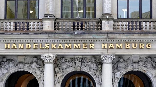Konjunktur: Stimmung der Hamburger Wirtschaft hat sich etwas gebessert