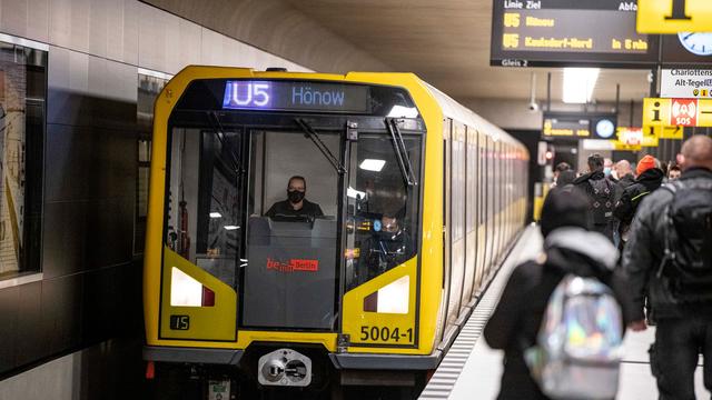 Nahverkehr: BVG holt Bauarbeiten nach - Sperrung auf U5