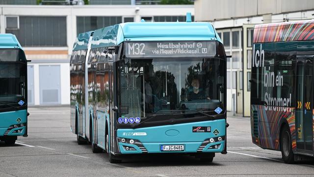 Emissionsfreier Verkehr: Weitere Wasserstoffbusse werden in Frankfurt vorgestellt
