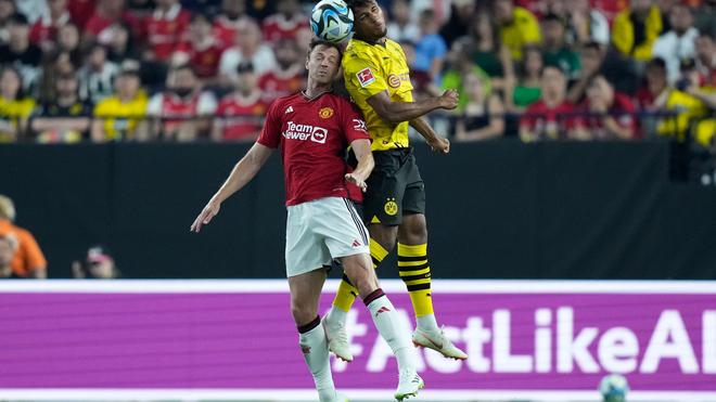 3. Fußball-Liga: SSV Ulm holt Stürmer Besong vom BVB II | DIE ZEIT
