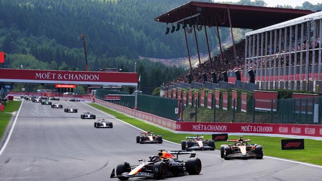 Vor Grand Prix in Spa: Verstappen gewinnt Formel-1-Sprint in Belgien vor Piastri