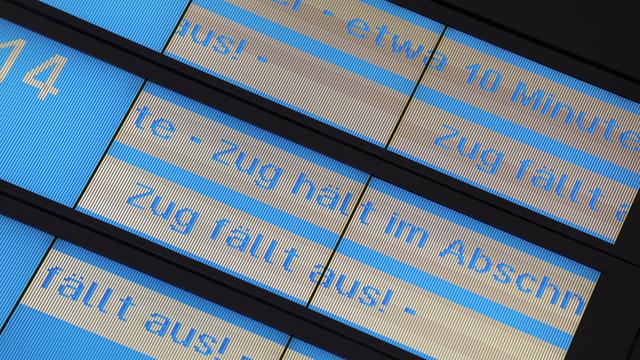 Bahnfahrer müssen umsteigen: Bauarbeiten: Zugausfälle zwischen Niedersachsen und NRW