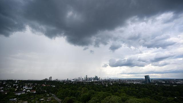 Wetterausblick: Regen und Schauer prägen das Wetter in Hessen