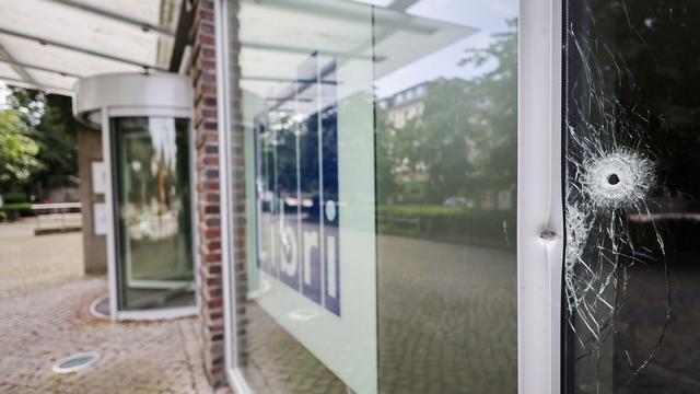 Schüsse auf Buchgroßhandel: Unbekannte schießen mehrfach auf Hamburger Buchgroßhandel