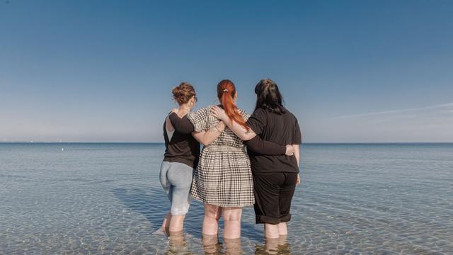 Weltweiter Freundschaftstag: Jeder Mensch braucht Freunde - "Wichtig für Wohlbefinden"