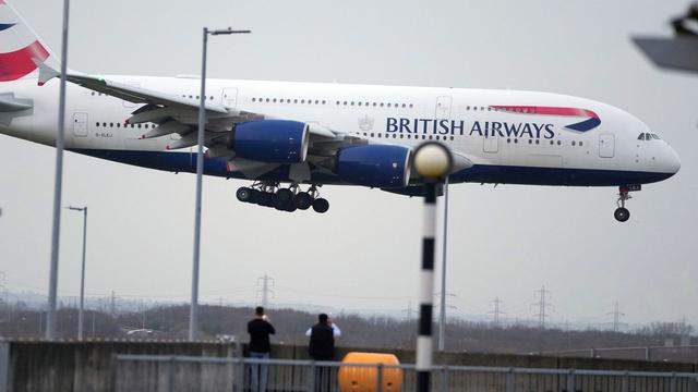 Großbritannien: Flugverkehr über London massiv gestört