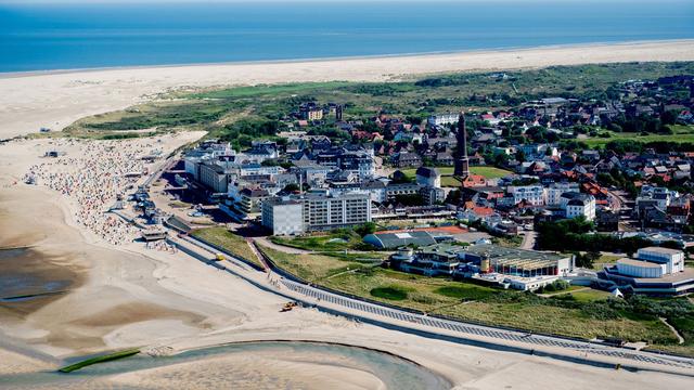 Gedenkort auf Nordseeinsel: Gedenkstele erinnert auf Borkum an Leid von Kurkindern