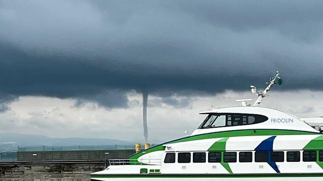 Naturphänomen: Wasserhosen am Bodensee – Gefahr für Boote und Schwimmer