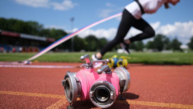 Feuerwehrsport: "Das ist Spitzensport" - Feuerwehrleute suchen Meister