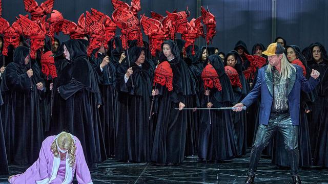 Bayreuther Festspiele: Abschied vom Schwarz-"Ring": ein paar Buhs und viel Applaus