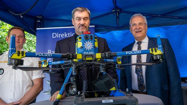 Migration: Söder: "Migrationswende in vollem Gang" - Asyl-Zahlen sinken
