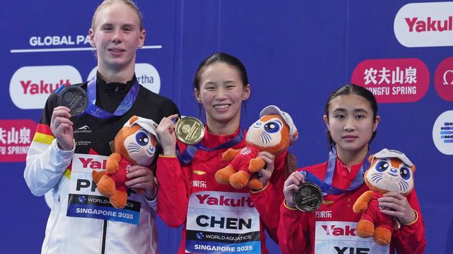 WM in Singapur: Überraschung im Wasserspringen: Pfeif gewinnt WM-Silber ...