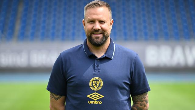 2. Fußball-Bundesliga: Neuer Eintracht-Coach "geil auf die Saison"