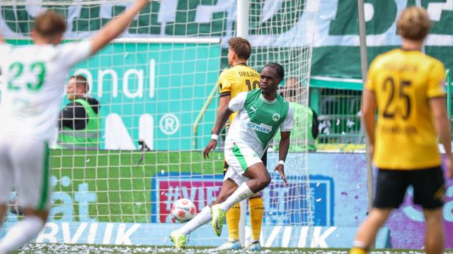 2. Fußball-Bundesliga: Fürth und Doppelpacker Futkeu schlagen Dresden: "Sind heiß"